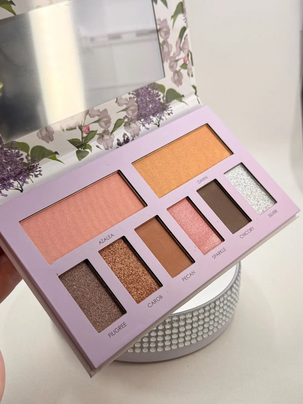 Sakura + Sage Vegan Eyeshadow & Blush Palette BNIB